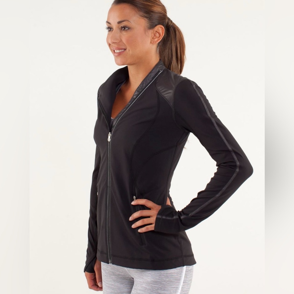 Lululemon Run Track Time Jacket - Picture 2 of 9
